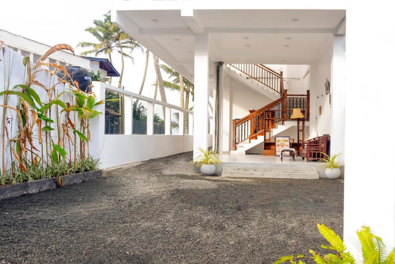 Kavin Beach Hotel Hikkaduwa Exterior photo